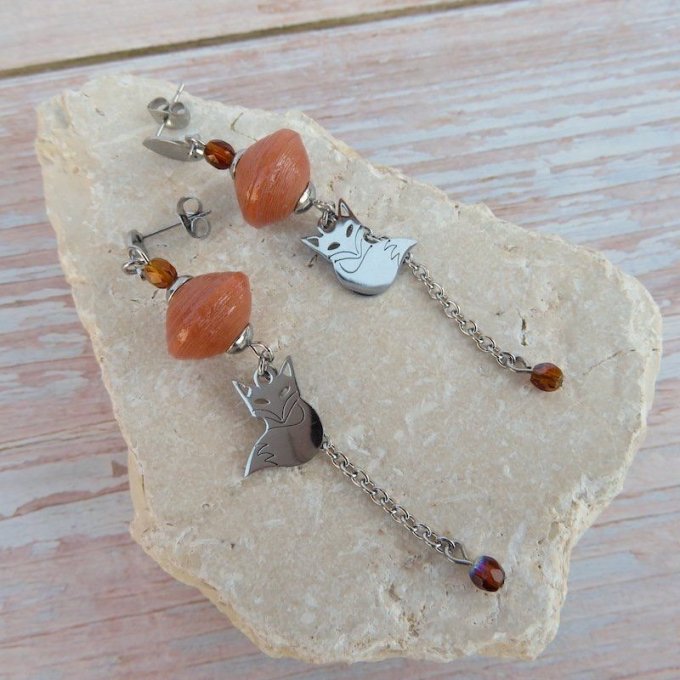 Boucles d'oreilles longues, breloque acier, modèle "Etincelle" - Caramel / renard
