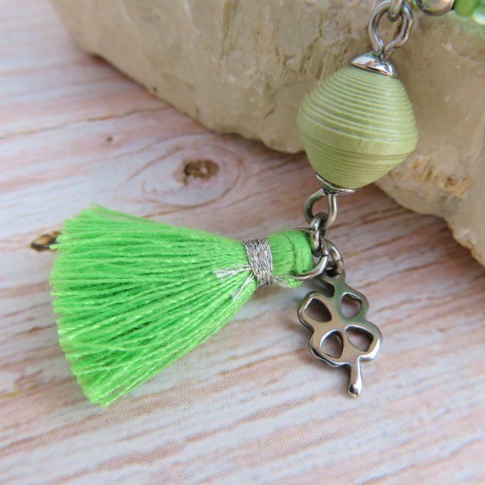 Bracelet « Tournicoti » vert vif – trèfle & petite fleur