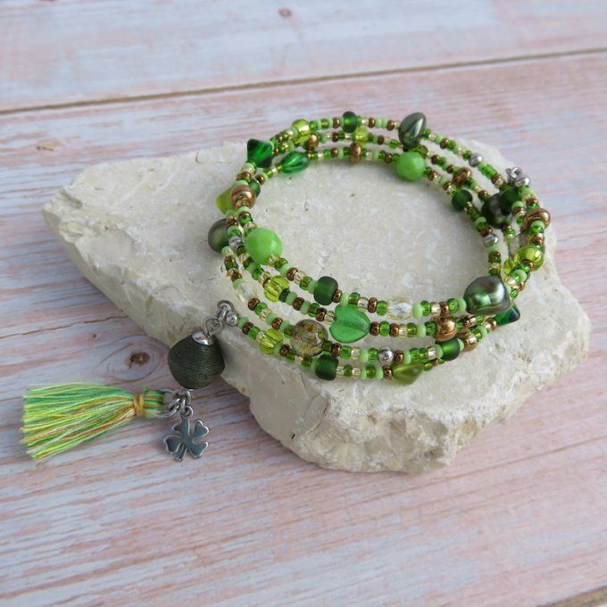 Bracelet « Tournicoti » vert foncé – trèfle & pomme ajourée