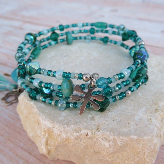 Bracelet « Tournicoti » bleu-vert – fleur & libellule